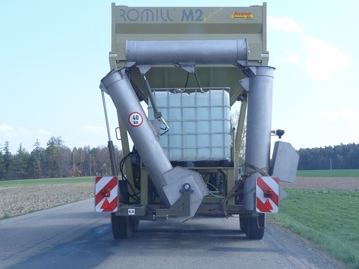 Плющилка влажного зерна Romill M 2 PLUS